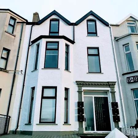 6 Golf Terrace - Portrush By The Sea Apartment Exterior photo
